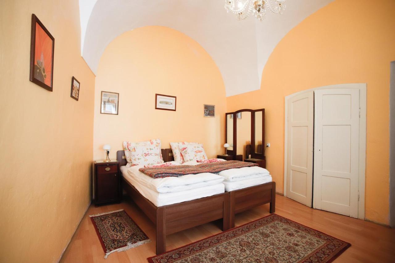 Apartament Miraculous *